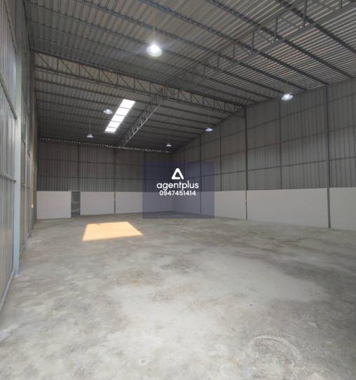 *โกดังให้เช่า คลังสินค้าให้เช่า ย่านลำลูกกา ลาดสวาย