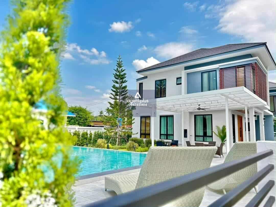 พูลวิลล่าโซนห้วยใหญ่ ดีไซน์สวยพร้อมเฟอร์นิเจอร์ครบ ใกล้ชิดธรรมชาติ