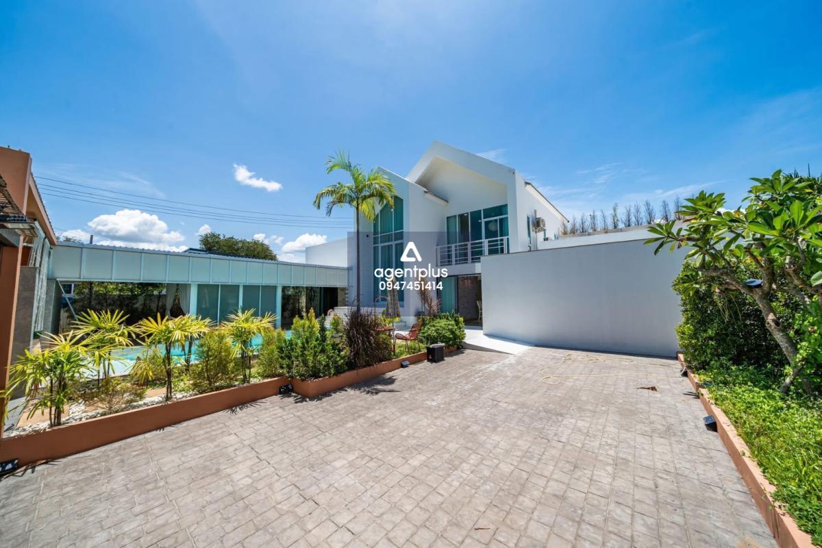 บ้านสวยพร้อมวิวอ่างมาบประชัน 4 ห้องนอน 3 ห้องน้ำ บรรยากาศเงียบสงบ