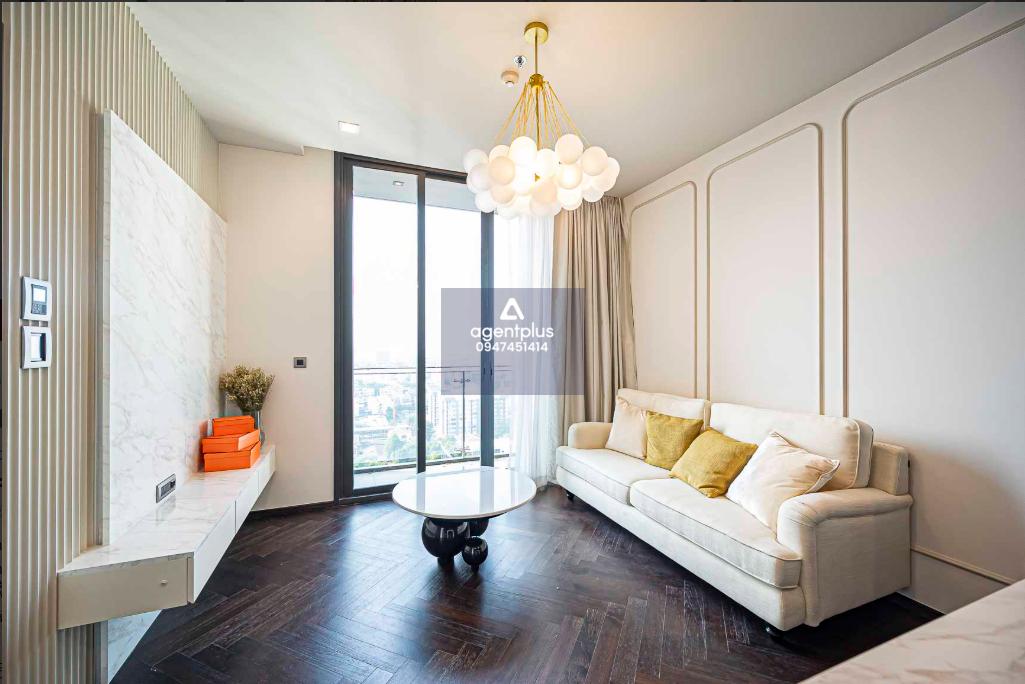 คอนโดลักชัวรี เดอะ โมนูเมนต์ สนามเป้า  ใจกลางพญาไท วิวเมืองสุดหรู ใกล้ BTS สนามเป้า