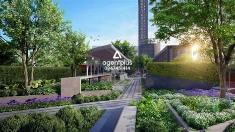 Origin Play Sri Lasalle Station; Pet Friendly 