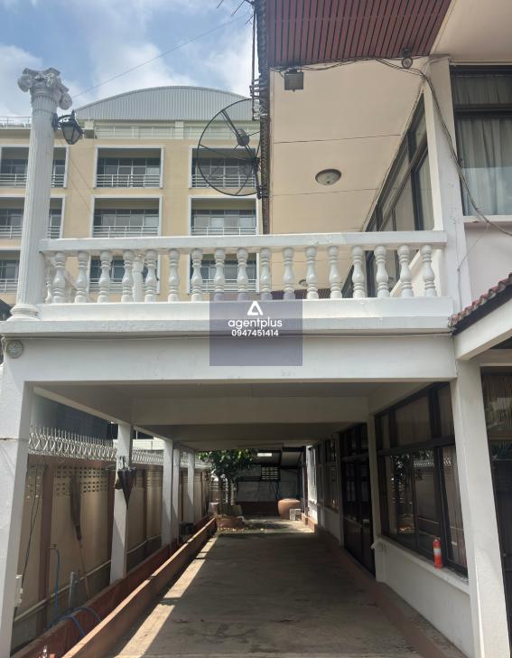 *เช่าฟรี 3 เดือน! บ้าน home office 100 ตรว. 400 ตรม. ในเมืองนนทบุรี เรวดี 12 แหล่งชุมชน ใกล้ MRT สีชมพู และสีม่วง