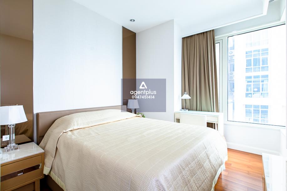 คอนโด คิว หลังสวน  หรูใจกลางลุมพินี พร้อมอยู่ ทำเลพรีเมียมระดับลักชัวรี