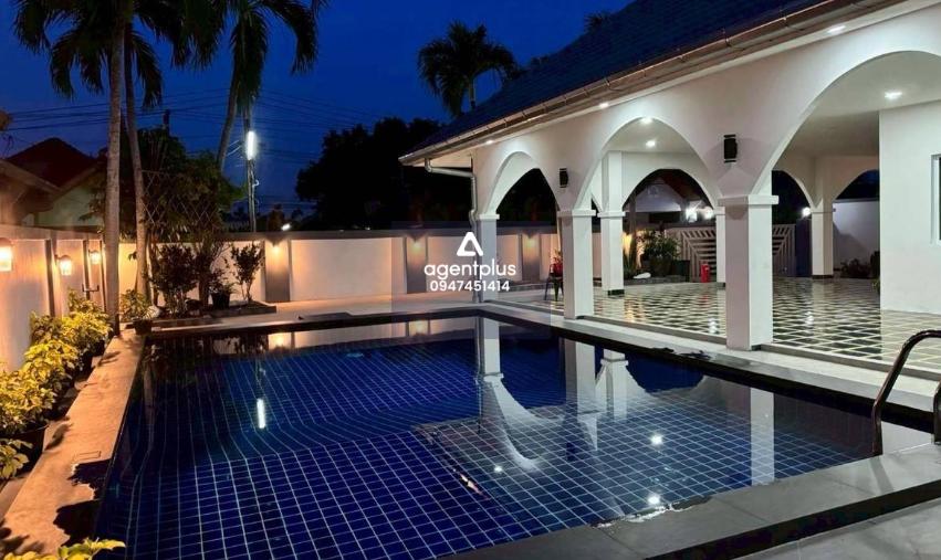 *ให้เช่าด่วนบ้านชั้นเดียวพูลวิลล่า โครงการ  พัทยา แลนด์แอนด์เฮ้าส์ ขนาด 126 ตร.ว. พื้นที่ 504 ตร.ม. 3 ห้องนอน 2 ห้องน้ำ ราคาพิเศษ 80,000 บาท