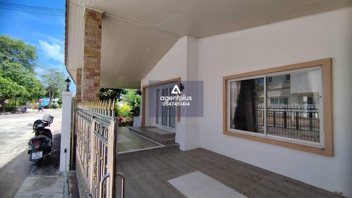 ขายบ้านเดี่ยว 2 ชั้น ตามสภาพ 4 ห้องนอน 3 ห้องน้ำ ทำเล จอมเทียนสาย 2 เดินไปชายหาดจอมเทียนได้