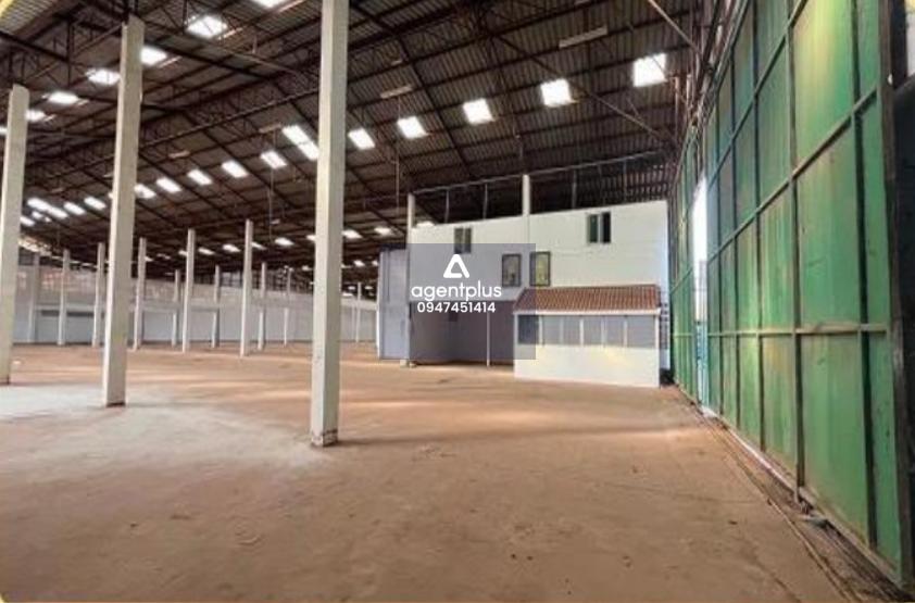 ให้เช่าโกดัง + ออฟฟิศ 2 ชั้น พื้นที่น้ำไม่ท่วม ติดถนนบายพาส สกลนคร