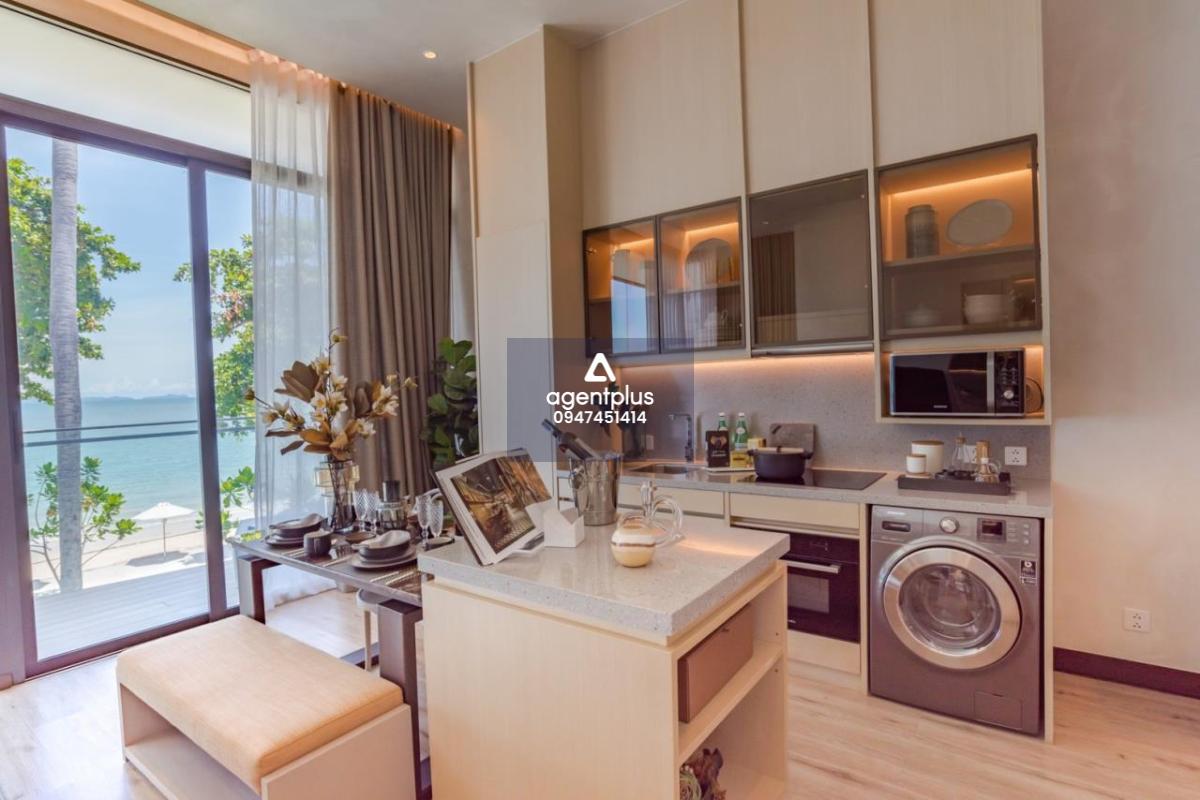 คอนโดติดหาดวงศ์อมาตย์ วิวทะเลทุกห้อง ราคาพิเศษ  Arom Wongamat พัทยา