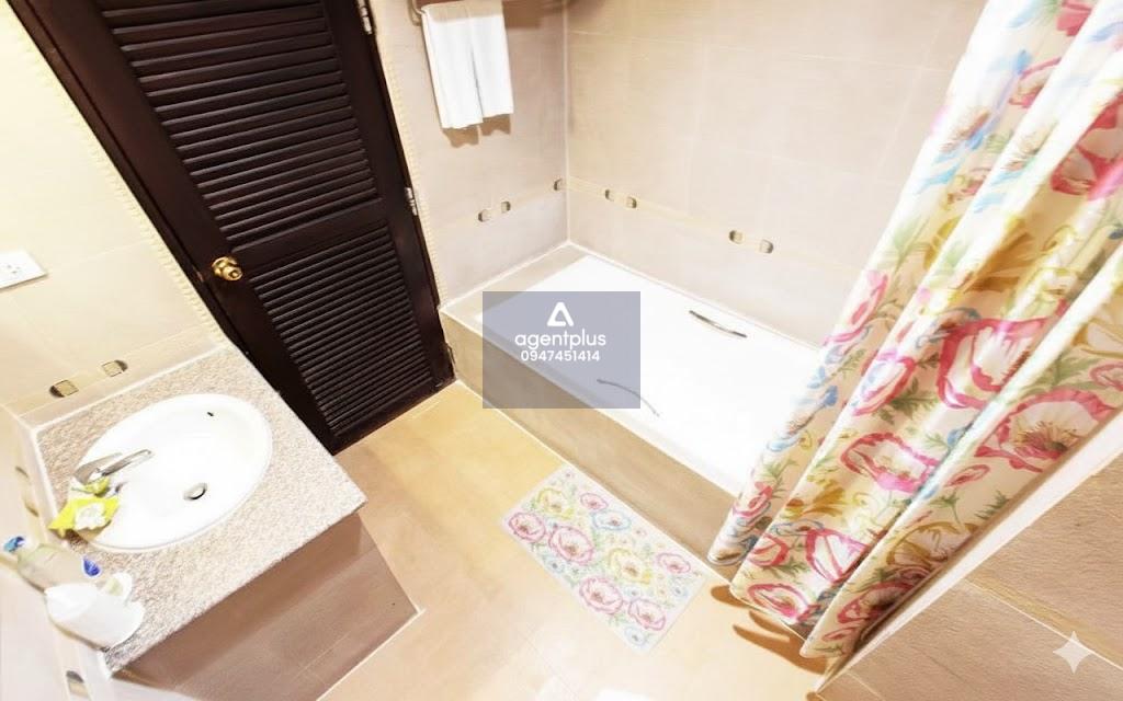 *ขายโรงแรมใจกลางเมืองโคราช มีใบอนุญาตถูกต้อง 