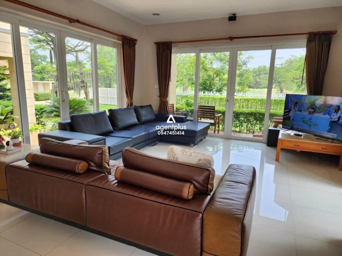 *บ้านหรู 3 ชั้นให้เช่า หมู่บ้าน เลควูด บางนา-ตราด สมุทรปราการ