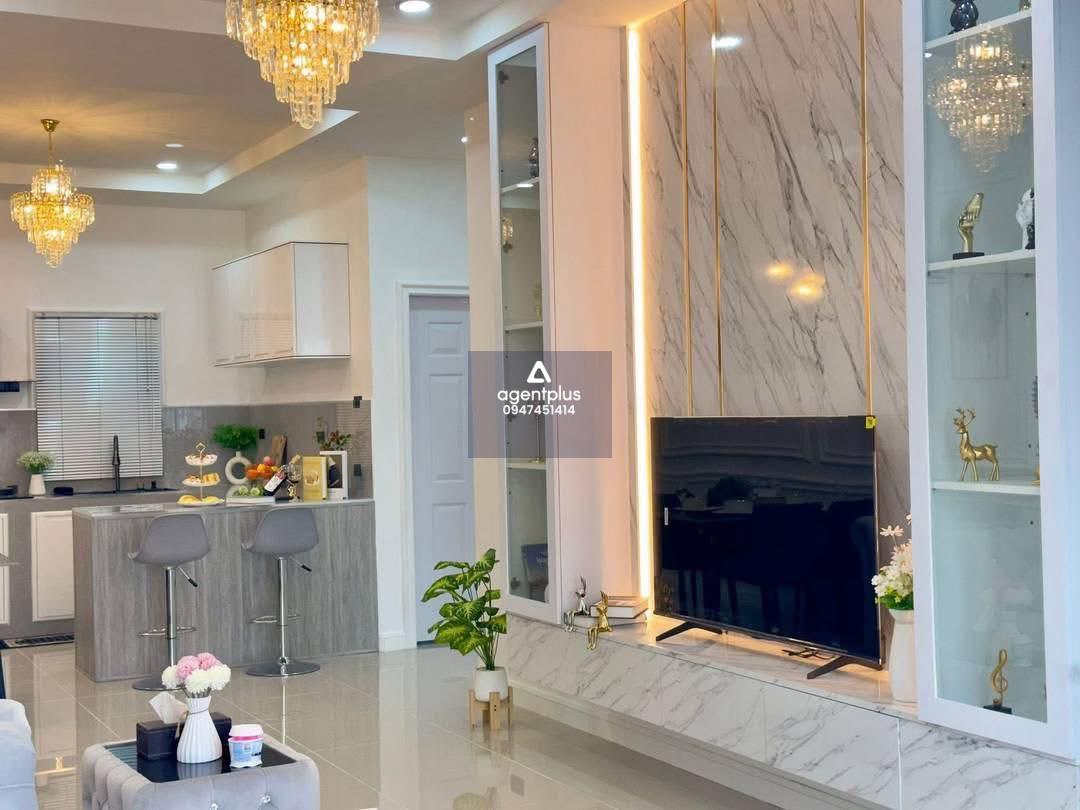 ขายบ้านในหมู่บ้าน ซอยบุญสัมพันธ์11พัทยา 3ห้องนอน