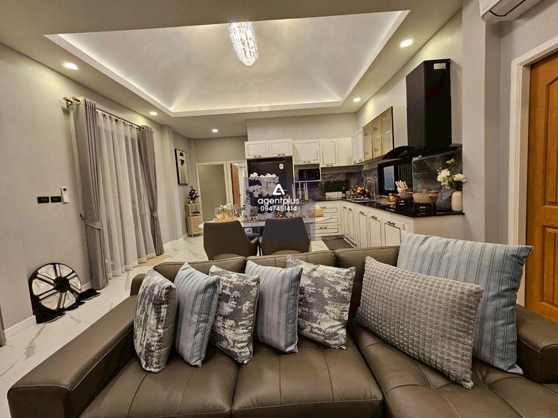 Vista Ville Pattaya พูลวิลล่าส่วนตัว สไตล์โมเดิร์น ใกล้จอมเทียน บรรยากาศเงียบสงบ หรูหราเป็นส่วนตัว