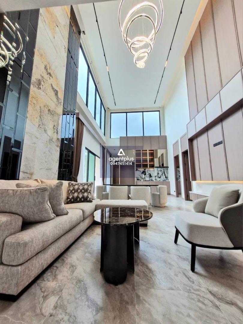 วิลล่า R01 (บ้านแม่ 13) ทุ่งกลมตาลหมัน 27 ปล่อยทำรายวันได้ สไตล์โมเดิร์น 