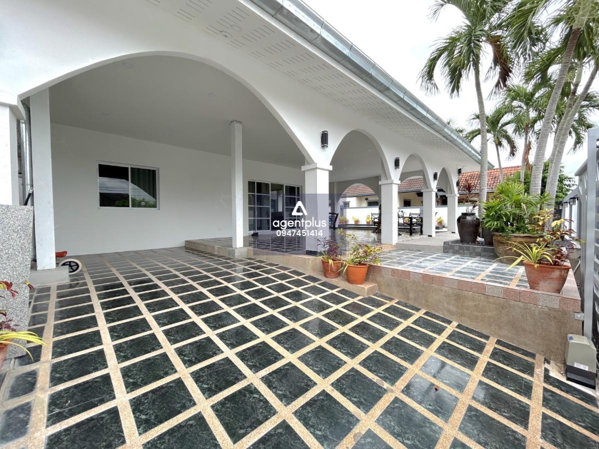 ขายและให้เช่า บ้าน pool villa รีโนเวทใหม่ ทั้งหลัง 