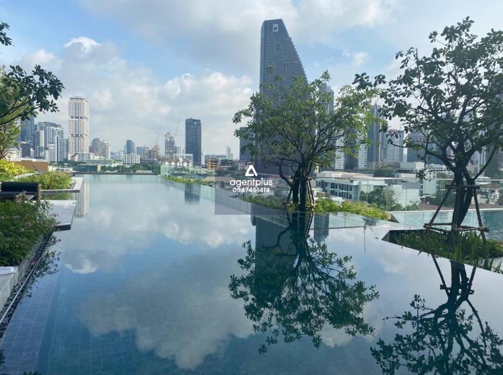 โอกะ เฮ้าส์ สุขุมวิท 36 – พร้อมเลาจน์, พื้นที่ทำงานส่วนกลาง และสวนลอยฟ้า