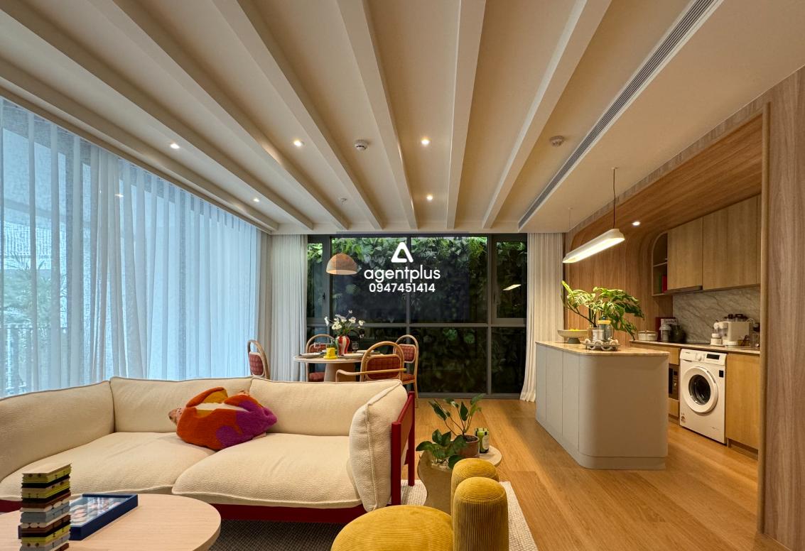 ขายคอนโดหรู เดอะ สแตนดาร์ด เรสซิเด้นซ์ หัวหิน ไลฟ์สไตล์ระดับโรงแรม 5 ดาว ใกล้ทะเลหัวหิน พร้อมอยู่!