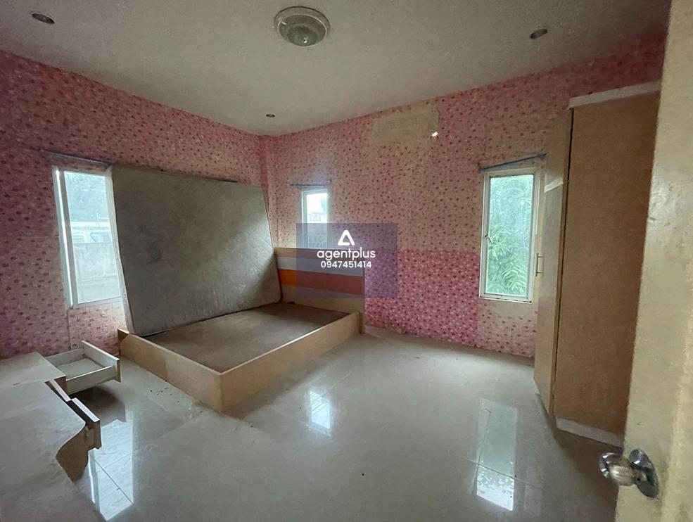 พิณสิริ ระยอง บ้านเดี่ยวชั้นเดียว ทำเลดีในแหล่งชุมชน การเดินทางสะดวก ซ.เทศบาล 1 แยกจากถนนเทศบาลพัฒนา ห่างจากสี่แยกไฟแดงลุงอุ้ย ประมาณ 1.4 กิโลเมตร