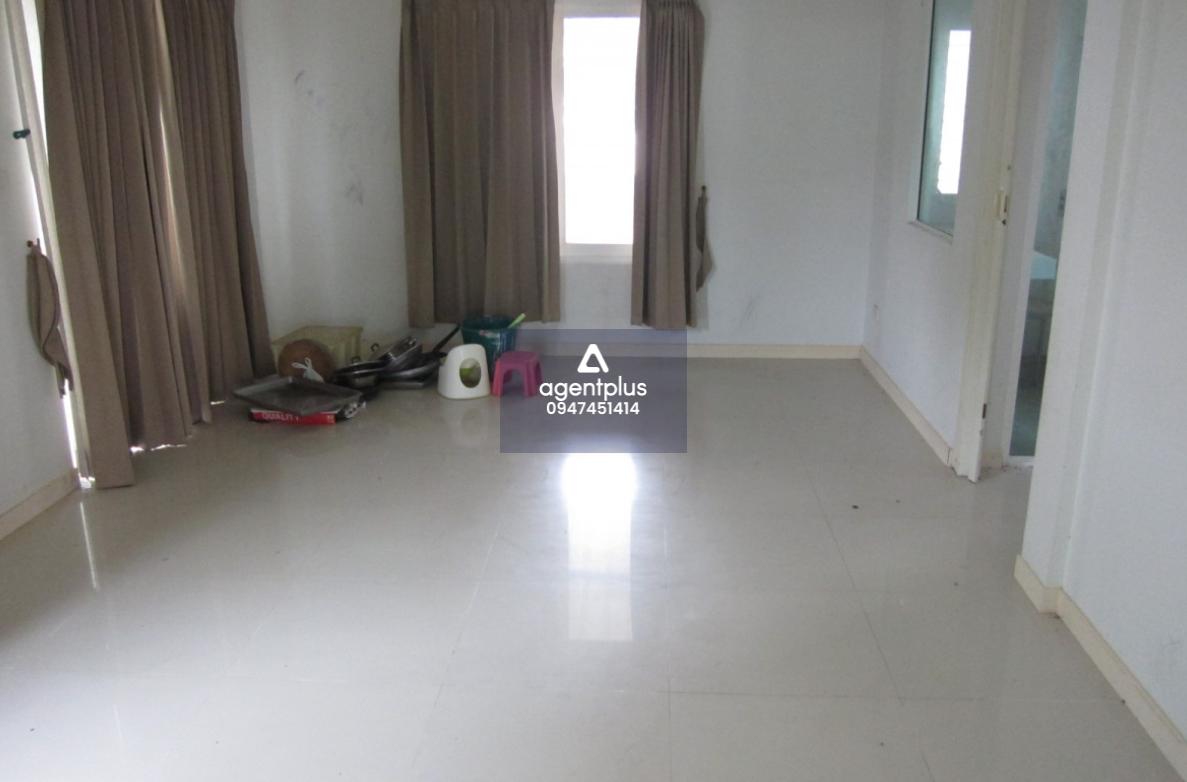 ขายบ้านเดียว 2 ชั้น หมู่บ้านพฤกษลดา ประชาอุทิศ 90 ดีไซน์สไตล์ Modern Contemporary 3 ห้องนอน 2 ห้องน้ำ จอดรถได้ 2 คัน ใกล้สิ่งอำนวยความสะดวก