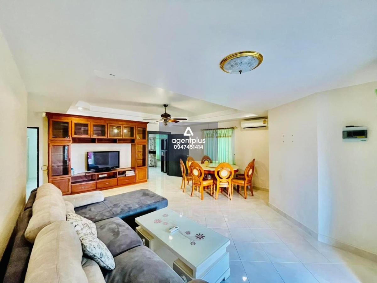 #* ว่างให้เช่า บ้านพร้อมสระว่ายน้ำ พัทยา ใกล้วอกกิ้งสตรีท หมู่บ้าน แกรนด์ธัญญวันท์โฮม 2 ซอยทัพพระยา 