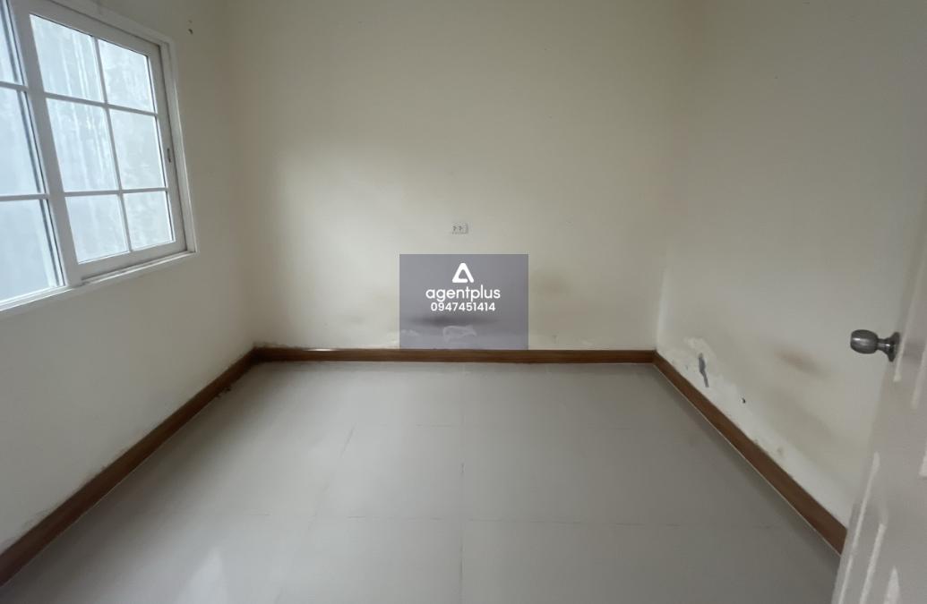 ขายบ้านทาวน์เฮ้าส์ โครงการโกลเด้นทาวน์ อ่อนนุช-พัฒนาการ ถนนเฉลิมพระเกียรติ ร.9 ราคา 2.98 ล้านบาท ใกล้สิ่งอำนวยความสะดวกมากมาย