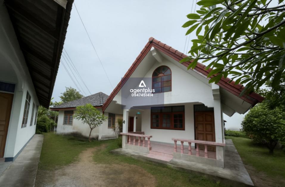 บ้านเดี่ยวชั้นเดียว 2 หลัง การคมนาคมสะดวก แยกเข้า ซอยวิเศษสุข 2 ประมาณ 145 เมตร สาธารณูปโภคครบ