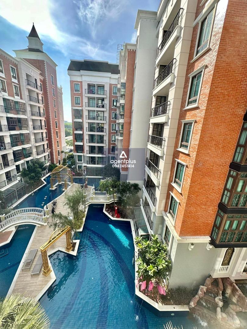 Espana Condo Resort Pattaya ราคาพิเศษ