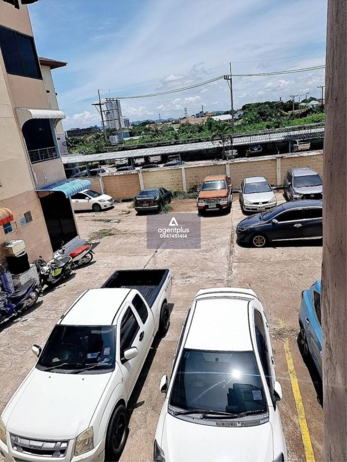 ขายห้องอาคารชุดห้องมุม ทำธุรกิจได้ สไตล์ทาวน์โฮม 2 ชั้น