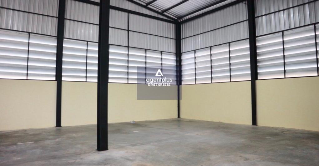 *ขายเเละให้เช่าโกดัง 100 ตรวา พร้อมออฟฟิศ