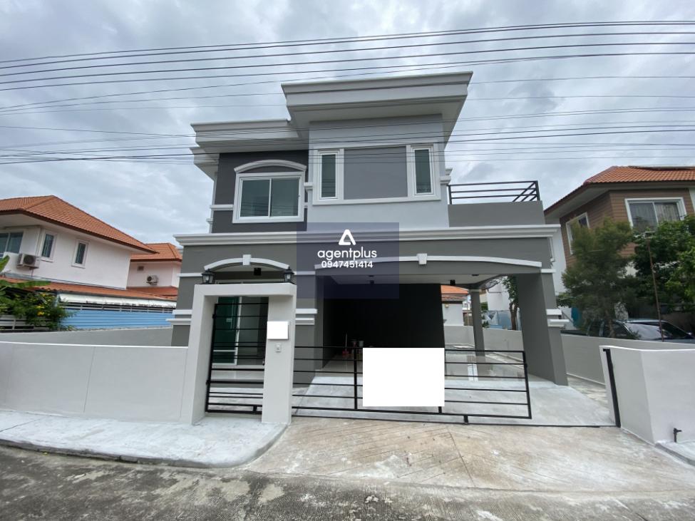 บ้านเดี่ยว โครงการบ้านสุขุมวิท 1 บางปะกง บ้านเดี่ยว 2 ชั้น ทำเลดี ติดถนนในโครงการ อยู่ใกล้กรุงเทพฯ การเดินทางเข้า-ออกสะดวก