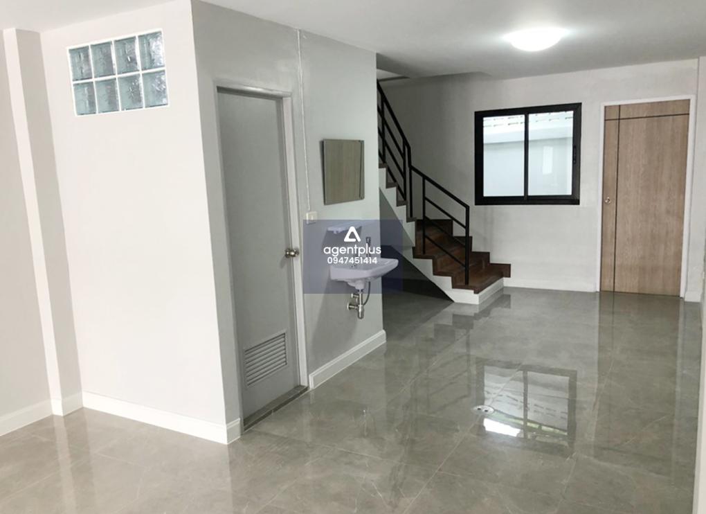 ขายอาคารพาณิชย์ 3 ชั้น ทำเลดี การคมนาคมสะดวก เหมาะสำหรับการทำธุรกิจหรืออยู่อาศัย ซอยด่านสำโรง 24 เมืองสมุทรปราการ ปรับปรุงใหม่