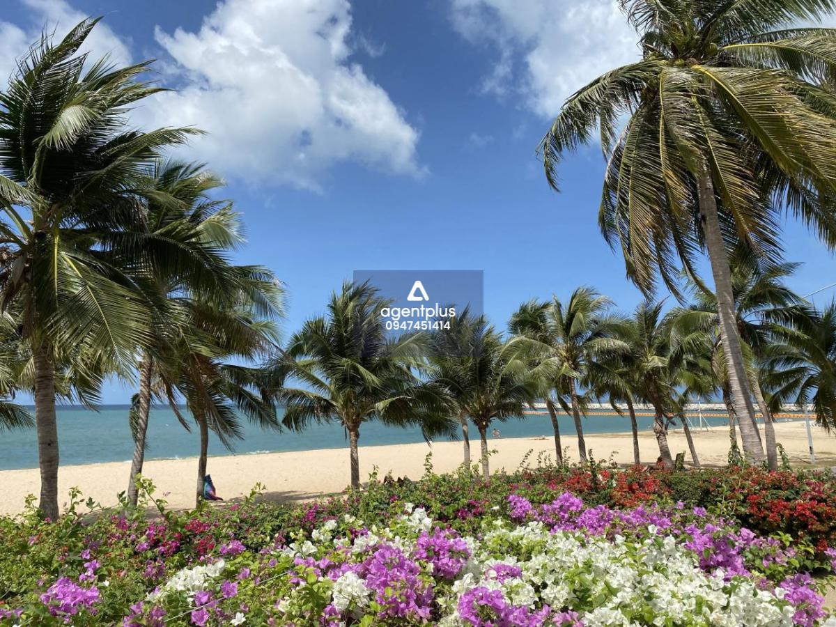 This beachfront condominium is for sale and it comes at the price of 11,500,000฿ and for rent at the price of 40,000฿ per month. 2 Bedrooms & 2 Bathrooms 175 square meters Fully furnished & fitted Condo features: Large terrace Spacious living room Fully e