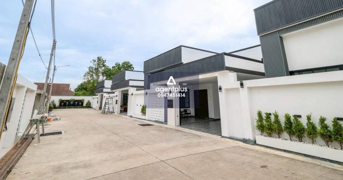 ขาย บ้านเดี่ยวพร้อมสระว่ายน้ำส่วนตัว โครงการ บ้านสร้างใหม่ พร้อมอยู่