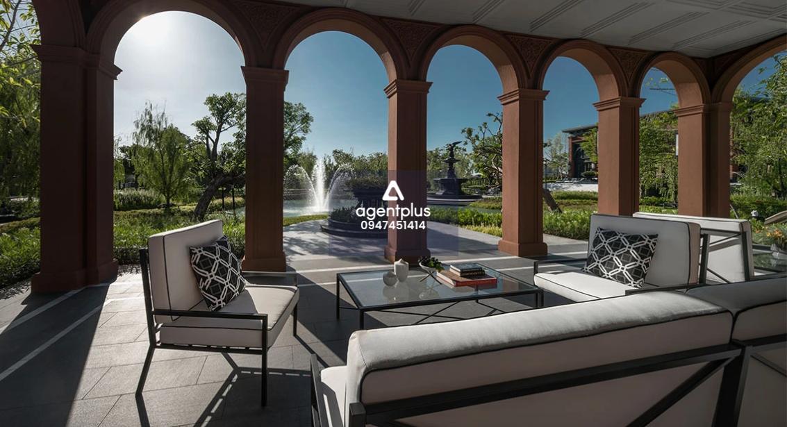 Narasiri-Victoire-Krungthep-Kreetha