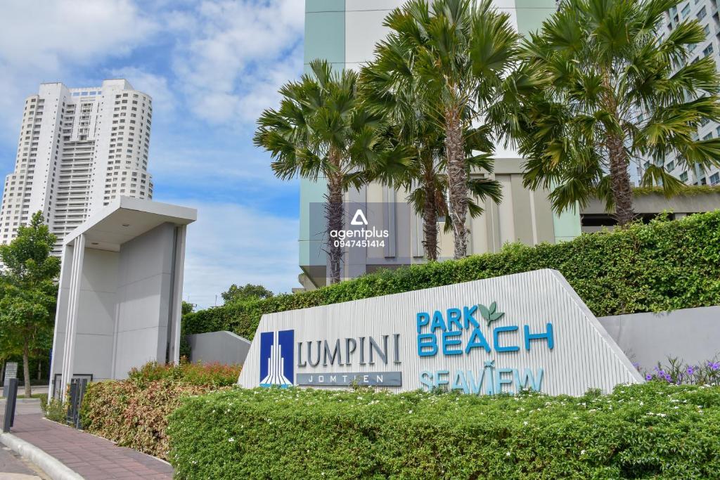 Lumpini-Park-beach-jomtien