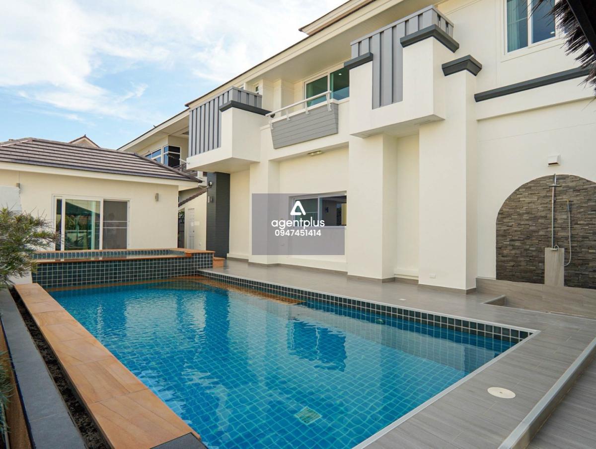 ขายบ้านหรู Modern Luxury พร้อมสระว่ายน้ำส่วนตัว – Central Park Hillside Village พัทยา