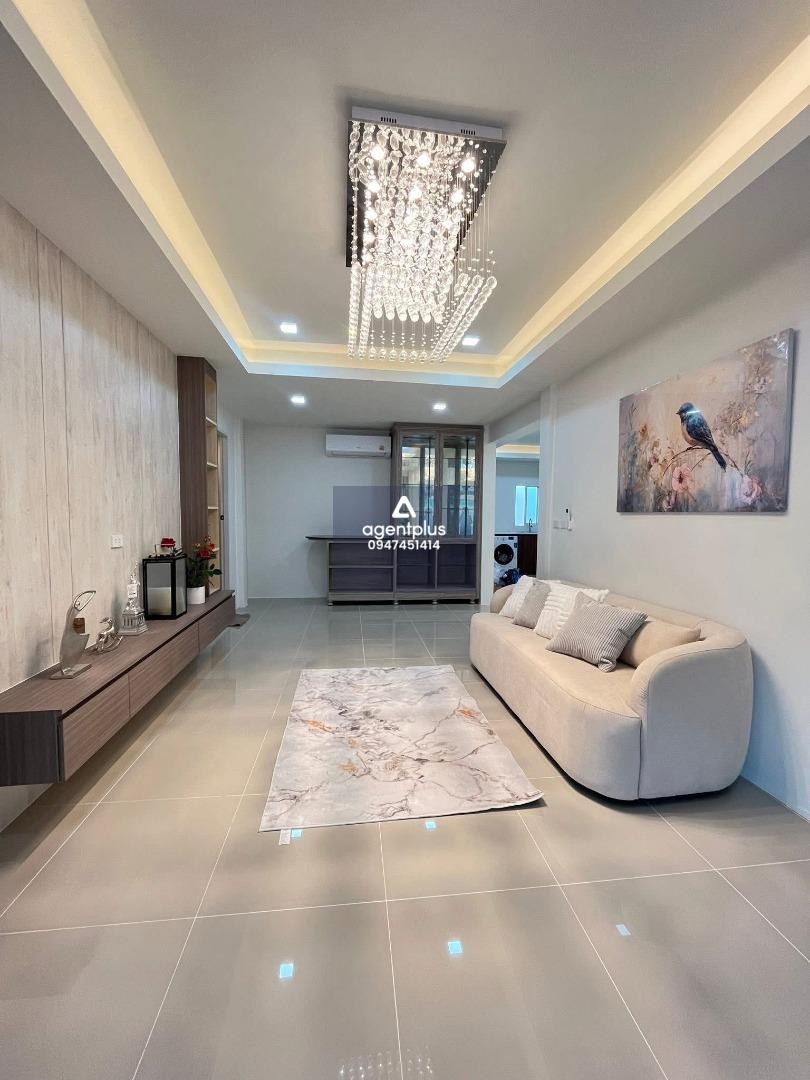 บ้านเดี่ยวรีโนเวทใหม่ แปลงมุม หมู่บ้านพัทยารุ่งเรือง ซอย 3 ทำเลดี เงียบสงบ