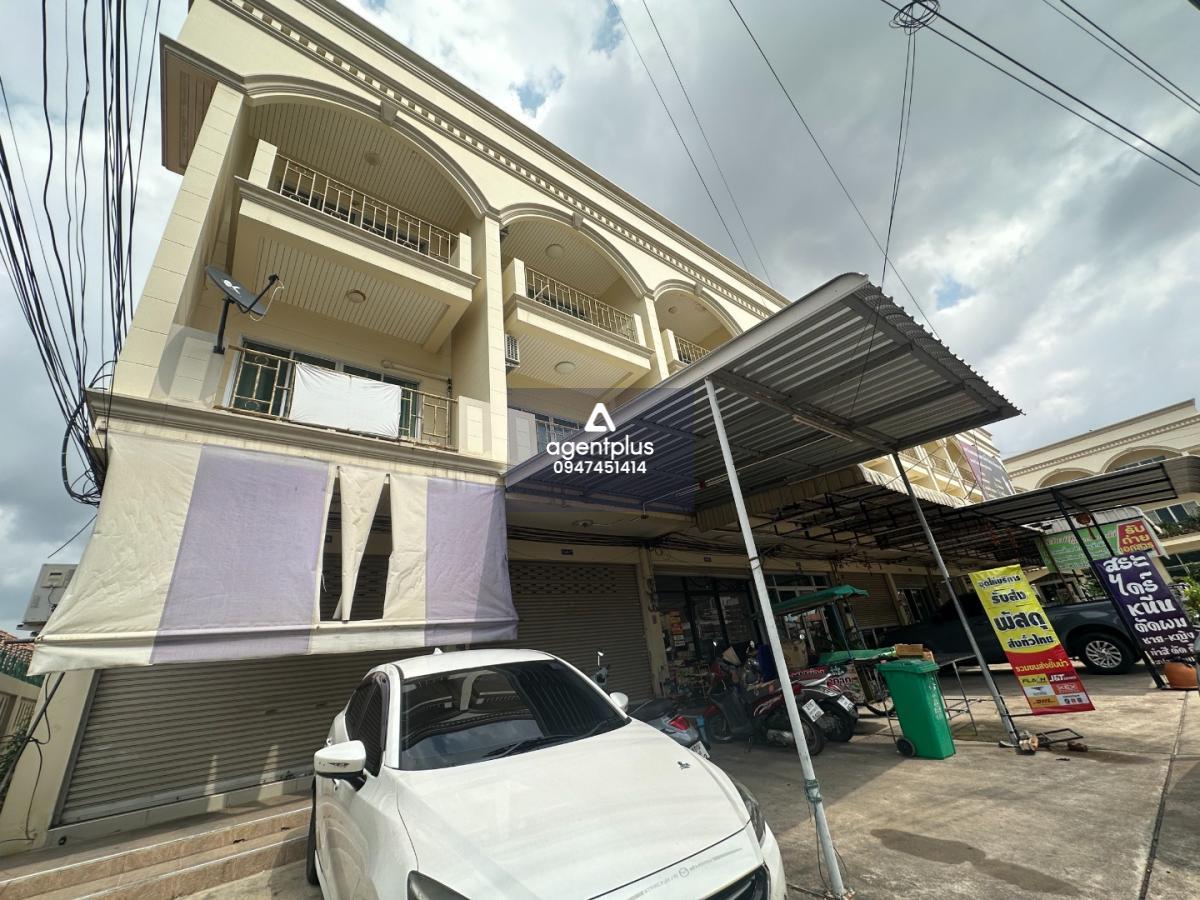 อาคารพาณิชย์ 3 ชั้น ขนาดใหญ่ บนทำเลศักยภาพ “เขาไม้แก้ว” เหมาะสำหรับทำธุรกิจหลากหลาย รองรับทั้งหน้าร้านและสำนักงาน