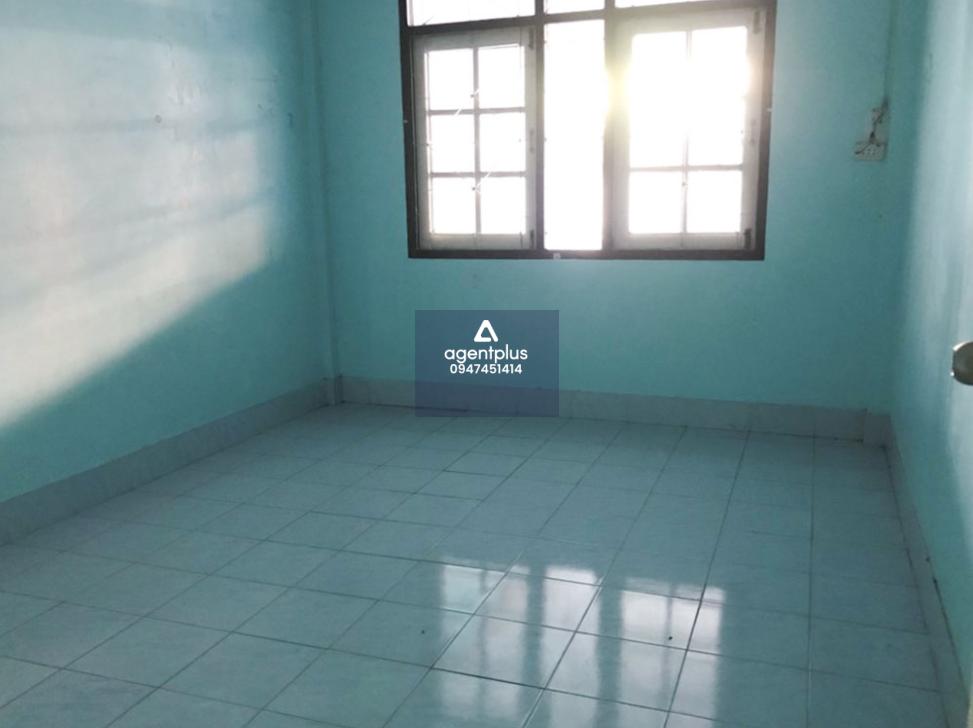 ทาวน์เฮ้าส์ชั้นเดียว ทำเลในแหล่งชุมชน สาธารณูปโภคครบ การเดินทางสะดวกเข้า-ออกได้หลายเส้นทาง โครงการสมอทอง ระยอง