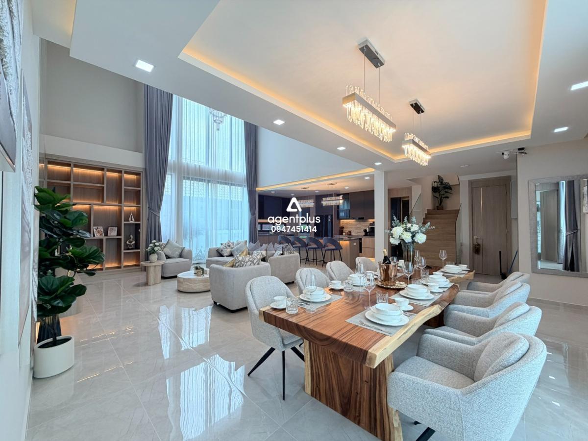 ขายบ้านเดี่ยวหลังใหญ่ Impress House Village พื้นที่ภายในกว้างขวาง แบ่งสัดส่วนชัดเจน ทำเลดี เหมาะสำหรับอยู่อาศัยหรือทำเป็นบ้านพักครอบครัวใหญ่