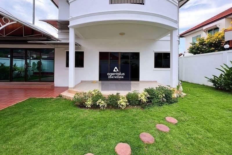 Elegant Family Home Near Jomtien  FOR SALE | บ้านเดี่ยวพร้อมอยู่ ใกล้หาดจอมเทียน