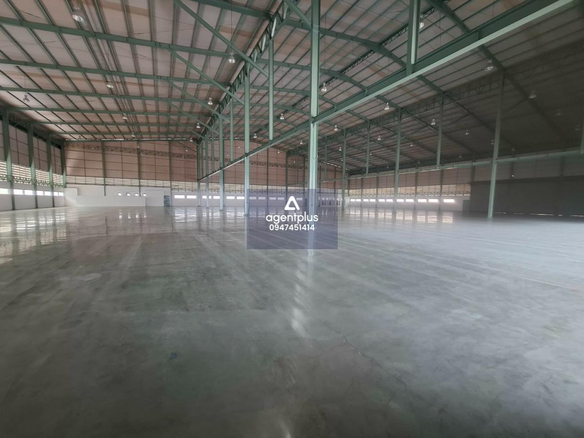 ให้เช่าโกดัง/โรงงาน พื้นที่สีม่วง ซอยวัดบัวรอง บางนา-ตราด กม.23 ขาออก สมุทรปราการ 