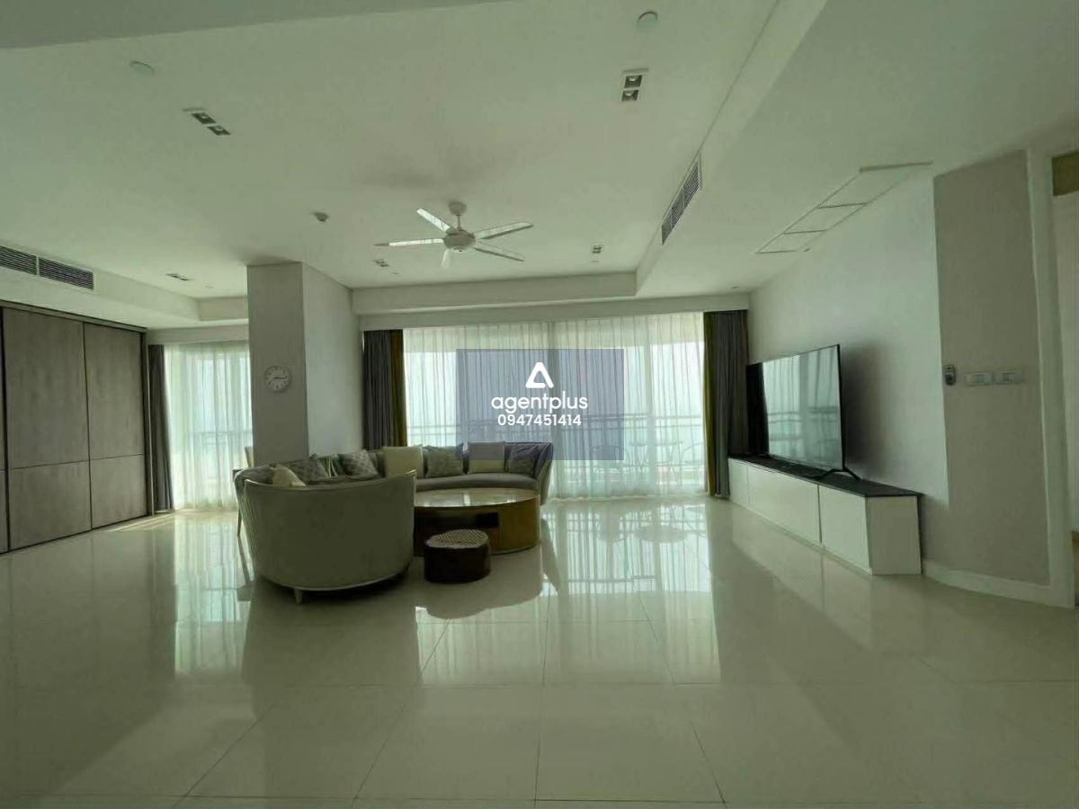 ขาย/เช่าคอนโดห้องใหญ่ วิวทะเล โควต้าต่างชาติ รีเฟล็คชัน จอมเทียนบีช พัทยา