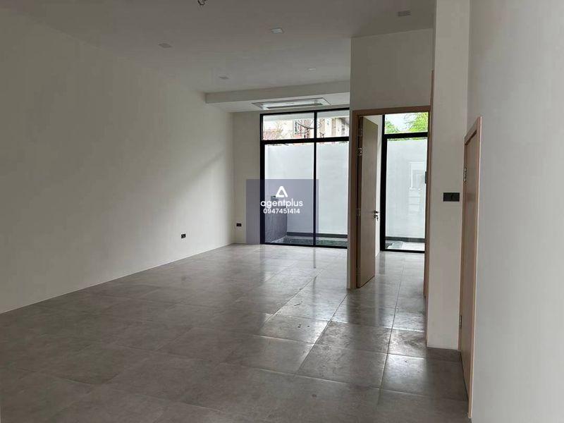 *วิลล่าพูลแอคเซสใหม่เอี่ยม Villa La Richie พัทยาเหนือ ใกล้โรงเรียนนานาชาติ