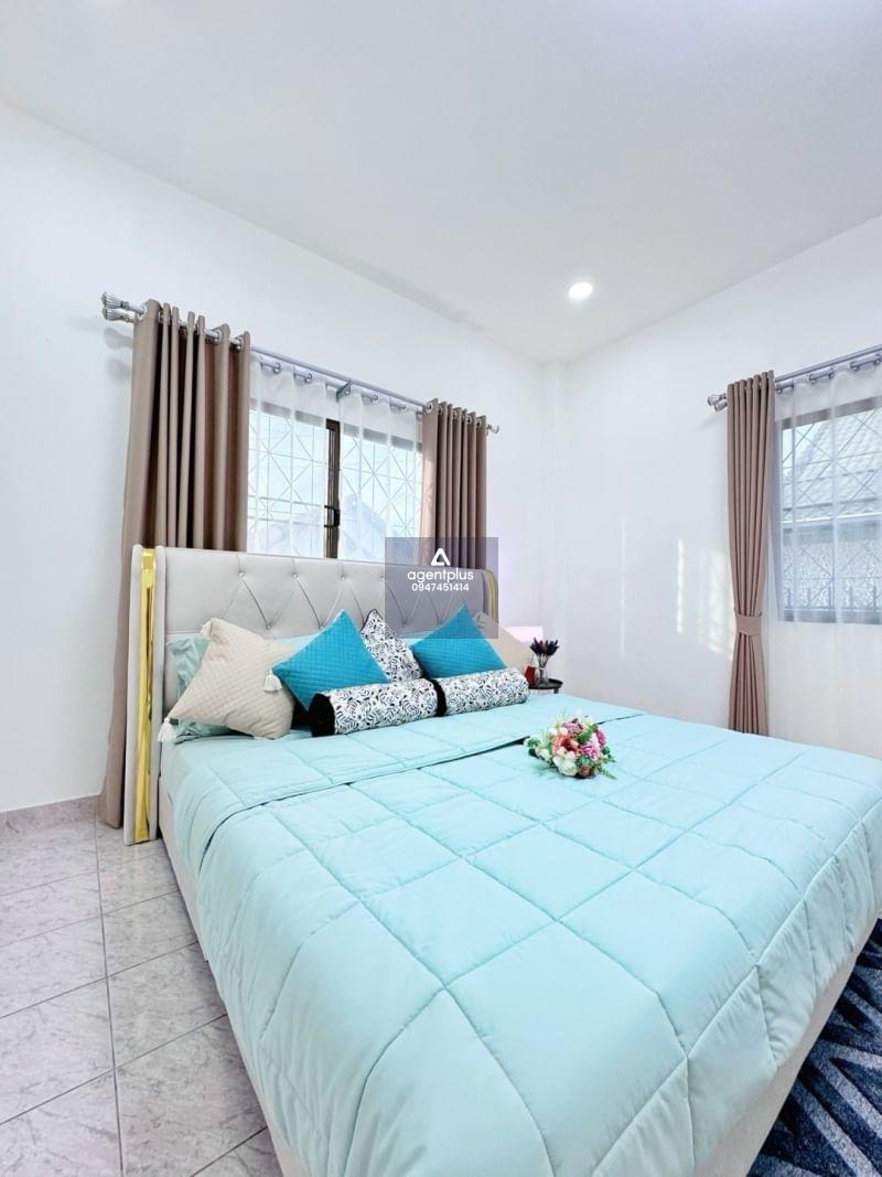 ขาย บ้านเดี่ยวเพิ่งรีโนเวทใหม่ 2 ห้องนอน 2 ห้องน้ำ เนินพลับหวาน พัทยา 
