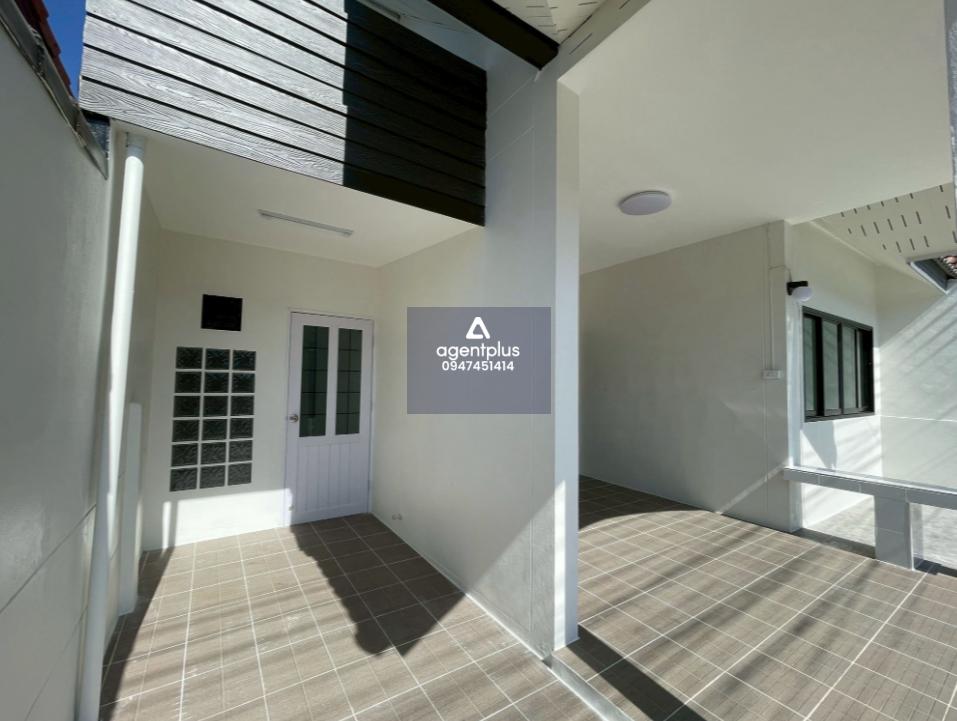 บ้านแฝดชั้นเดียว การคมนาคมสะดวก สาธารณูปโภคครบครัน ใกล้แหล่งชุมชน โครงการแวนด้าการ์เด้น นิคมพัฒนา