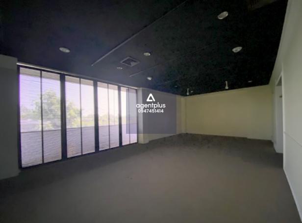 ขาย โชว์รูม พาณิชพัฒนา 1 พนัสนิคม