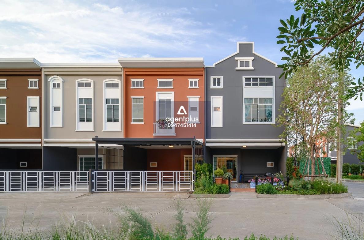 ทาวน์โฮมพร้อมอยู่ สิริเพลส รังสิต 2 บรรยากาศสงบ เหมาะสำหรับครอบครัว