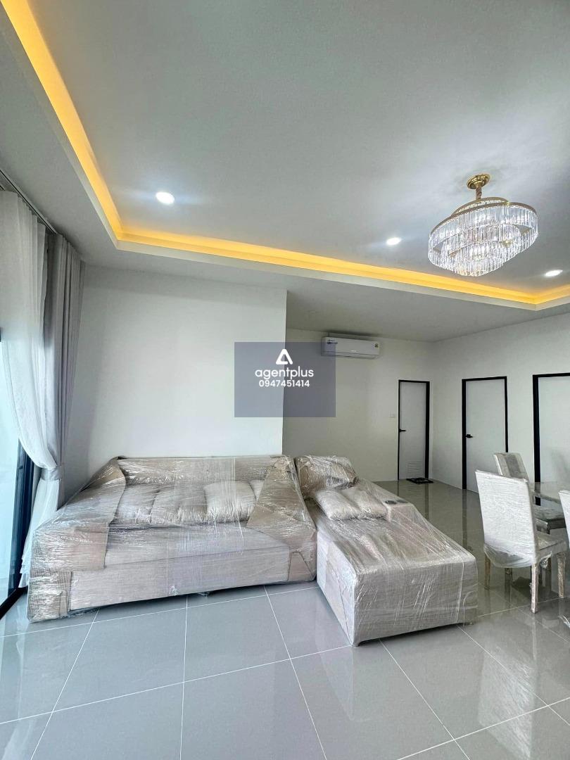 บ้านเดี่ยวราคาพิเศษ  95% แล้ว บ้านสวยในโครงการ ราคาพิเศษ หมู่บ้านพาราไดซ์ฮิลล์ 2 เมืองพัทยา