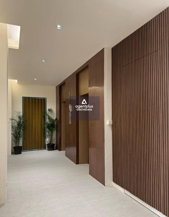 *TP Tower Office for rent ตกแต่งใหม่พร้อมย้ายเข้า อาคารสำนักงาน 10 ชั้น ตั้งอยู่ริมถนน รามคำแหง 81