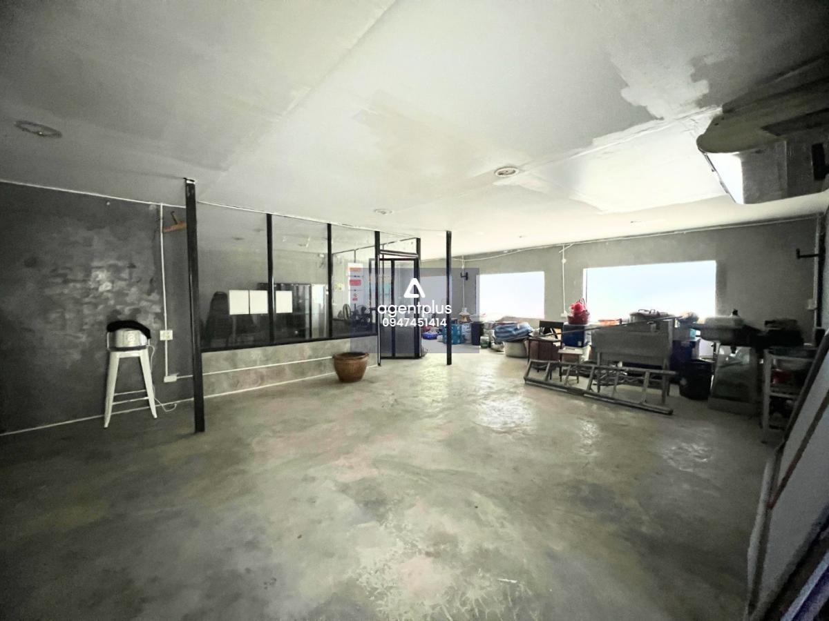 อาคารพาณิชย์ให้เช่า ไม่ต้องเซ้ง ทำเลพัทยากลาง