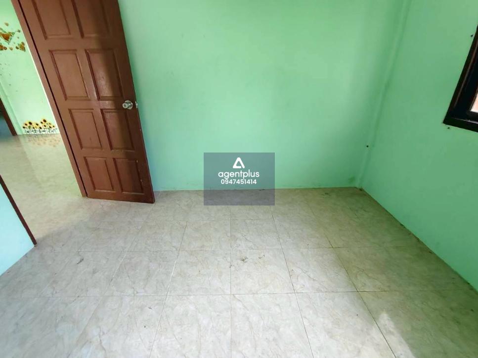 บ้านเดี่ยว โครงการเจริญรมย์ การ์เด้นวิลล์ ห่างจากถนนสายบ้านค่าย-บ้านหนองคอกหมู ประมาณ 1.5 กม. เดินทางเข้า-ออกสะดวก